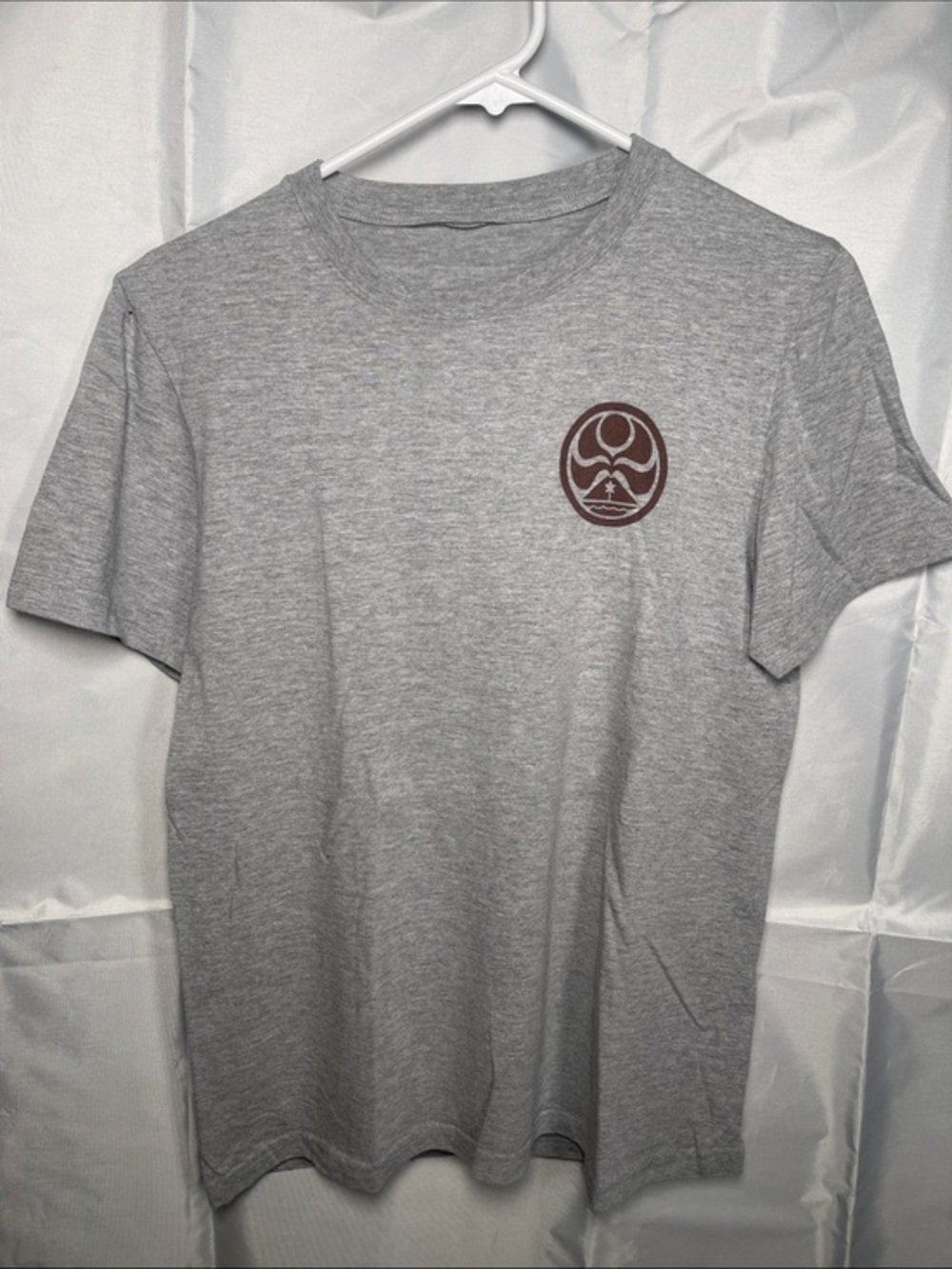 Hawaiian Island Creations Gray Graphic Shirt Size Small GUC #5150